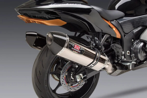 Silencioso Race R-77 doble salida Yoshimura USA. 1121120520