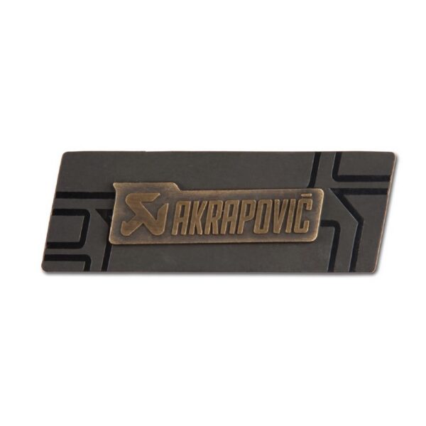 Isignia logo Akrapovic. 800911